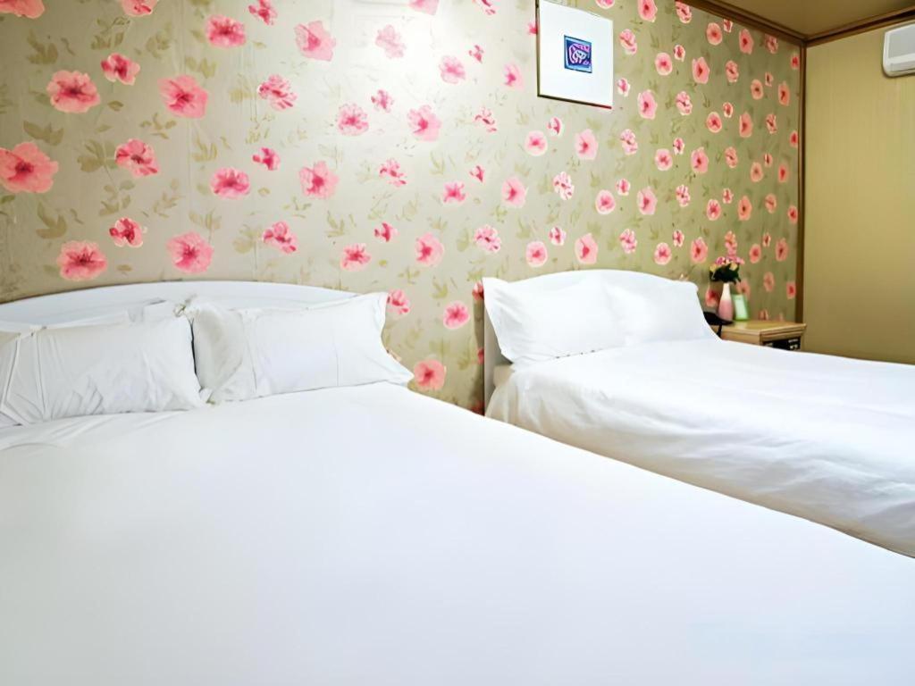 Emerald Hotel Csedzsu Kültér fotó