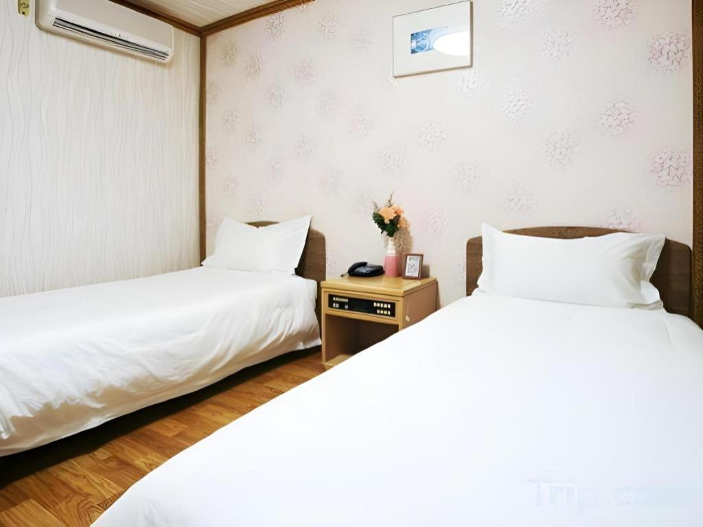 Emerald Hotel Csedzsu Kültér fotó