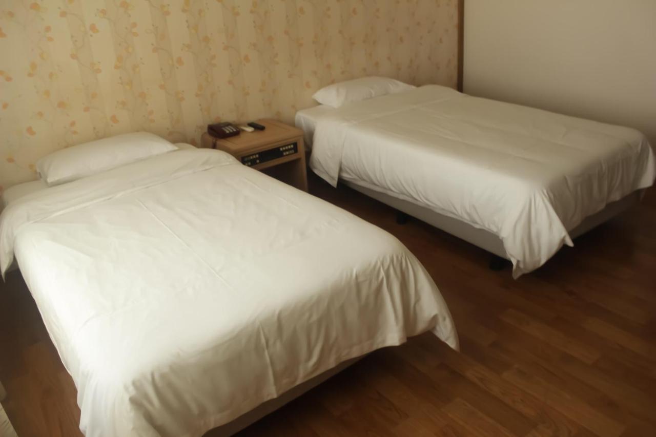 Emerald Hotel Csedzsu Kültér fotó