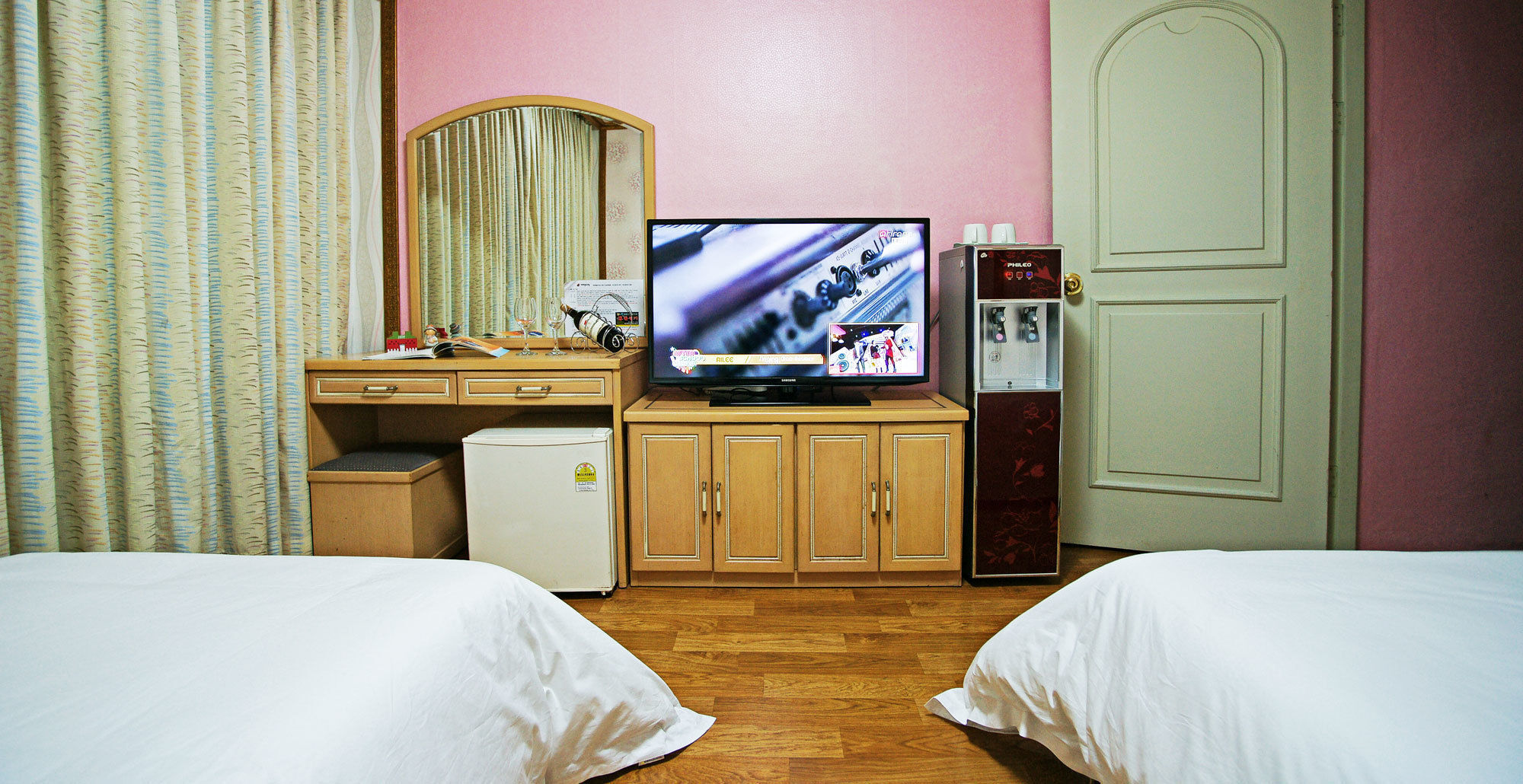 Emerald Hotel Csedzsu Kültér fotó