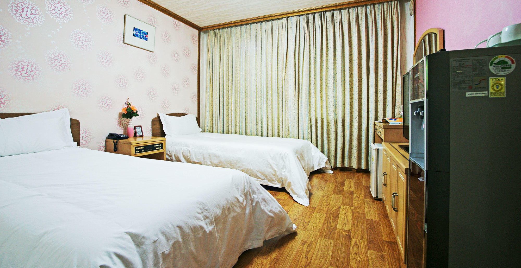 Emerald Hotel Csedzsu Kültér fotó
