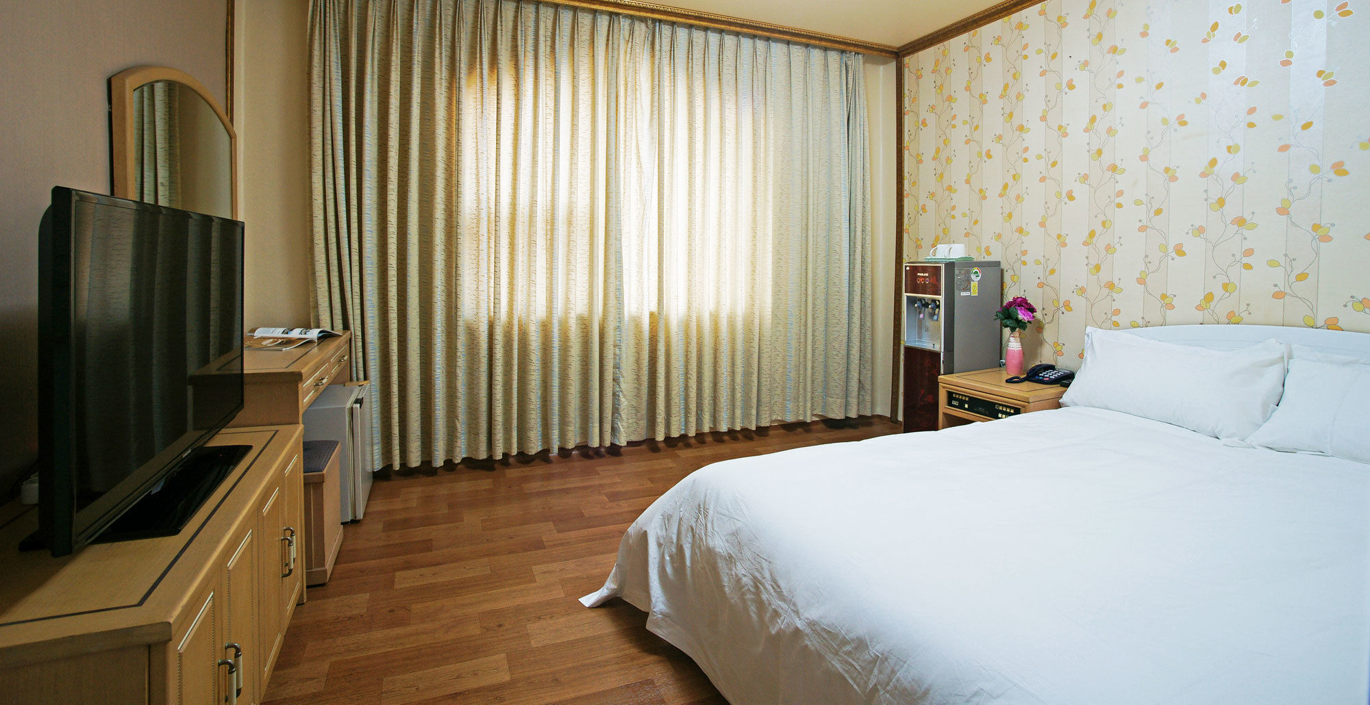 Emerald Hotel Csedzsu Kültér fotó